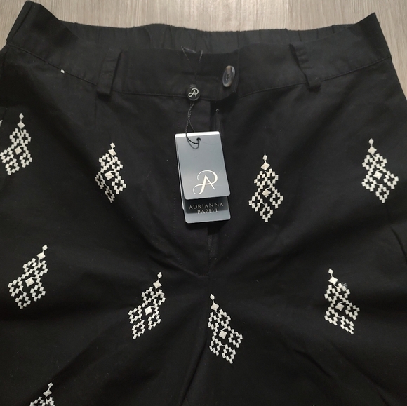 New Adrianna Papell Black Wide-Leg Pants with White Geometric Pattern - Picture 2 of 5